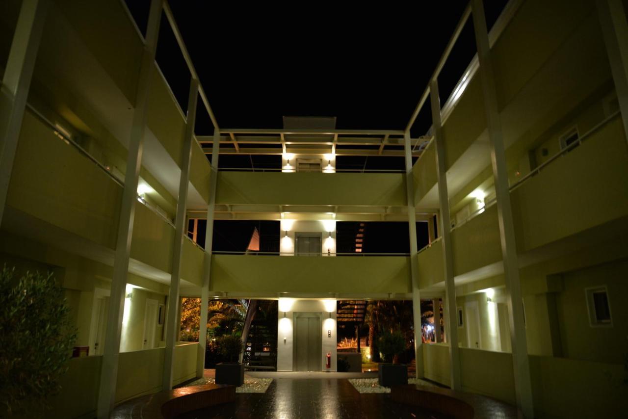 Cosmos Hotel Vasilikí Exterior foto